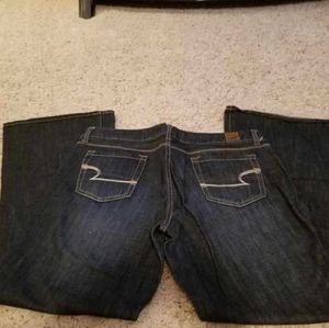 American Eagle flare jean